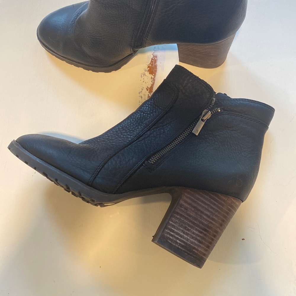 Lucky Brand Women’s Boots Size 11